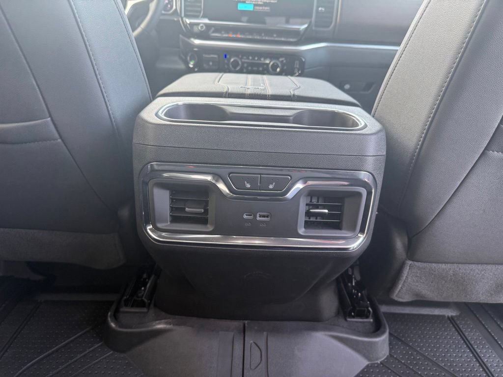 Used 2026 Chevrolet Silverado 1500 High Country w/ High Country Premium Package AWD/4WD image 18