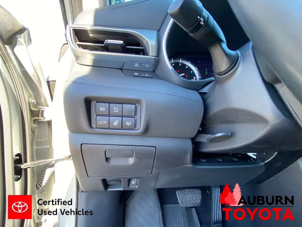 Certified 2020 Toyota Highlander Platinum AWD/4WD image 43