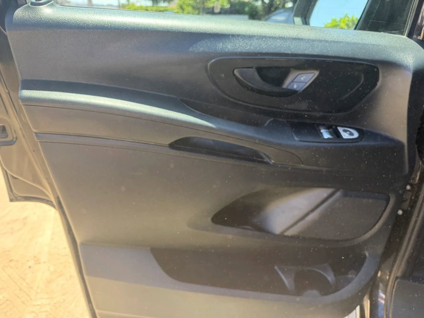 Used 2019 Mercedes-Benz Metris Passenger image 9