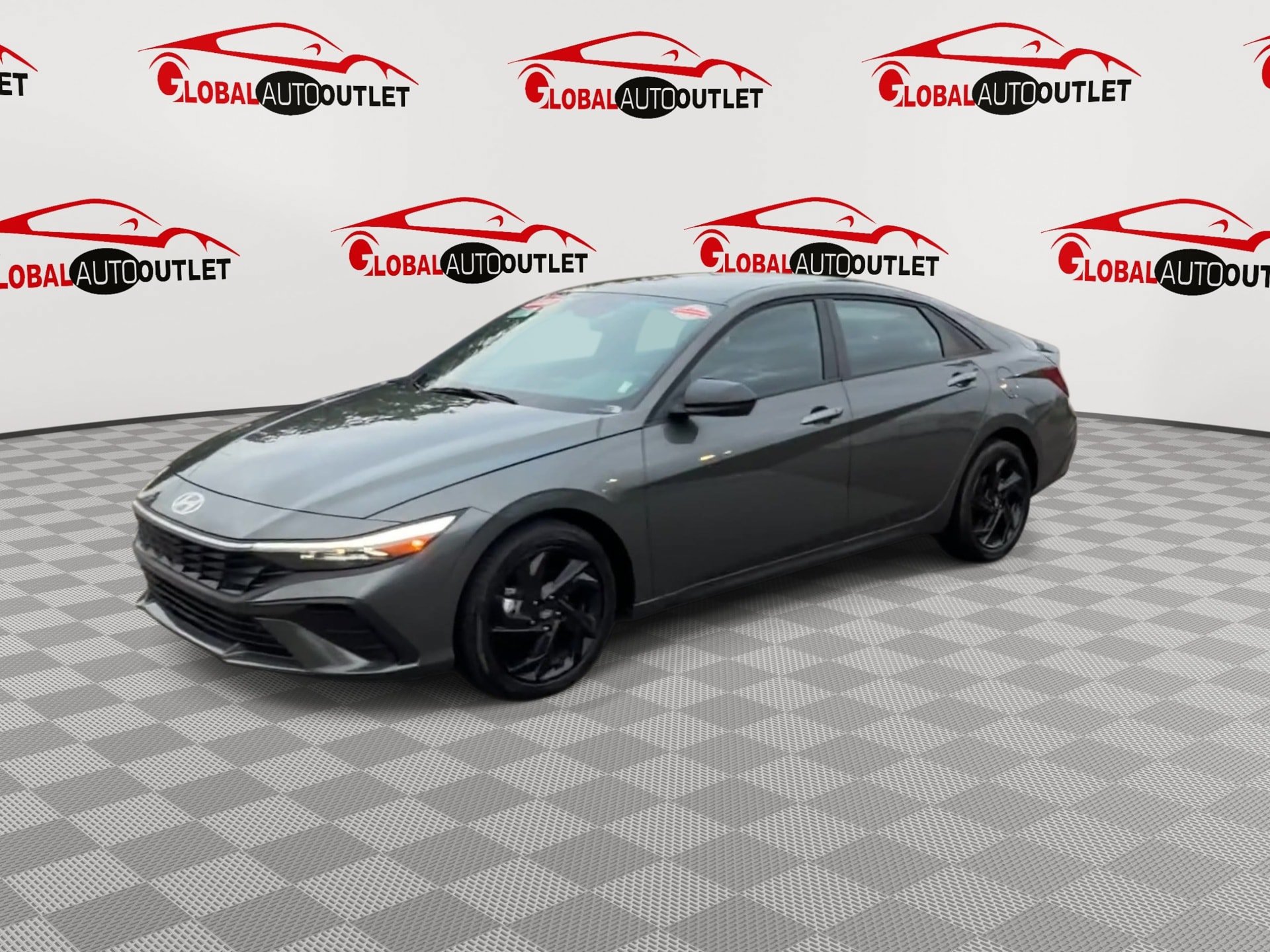 Used 2026 Hyundai Elantra Sport FWD image 4