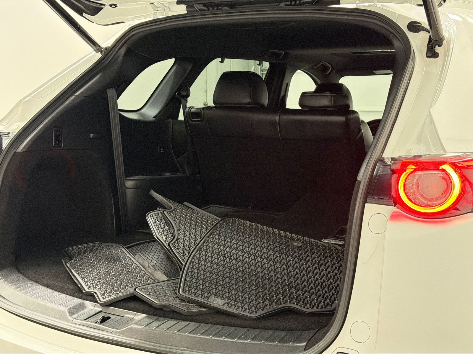 Used 2023 MAZDA CX-9 Grand Touring image 8