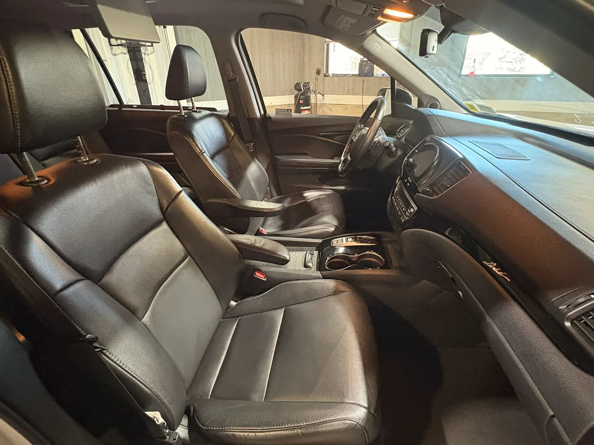 Used 2019 Honda Pilot Touring image 23
