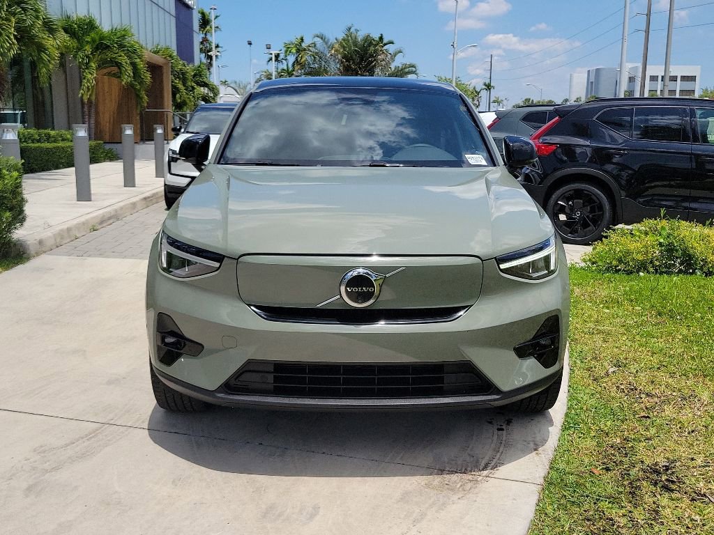 Used 2023 Volvo C40 P8 Recharge Plus AWD/4WD image 2