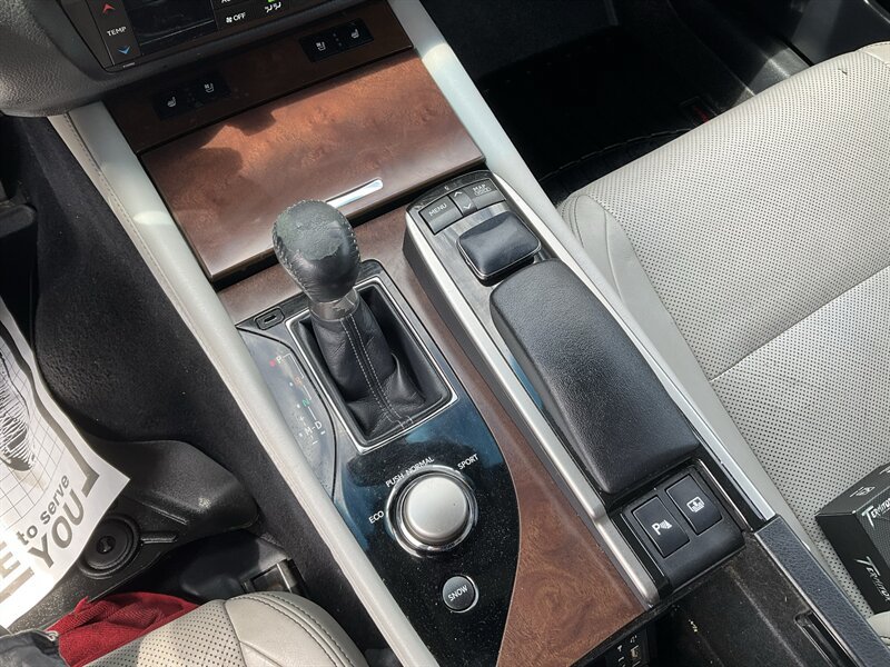 Used 2013 Lexus GS 350 AWD w/ Premium Pkg image 36