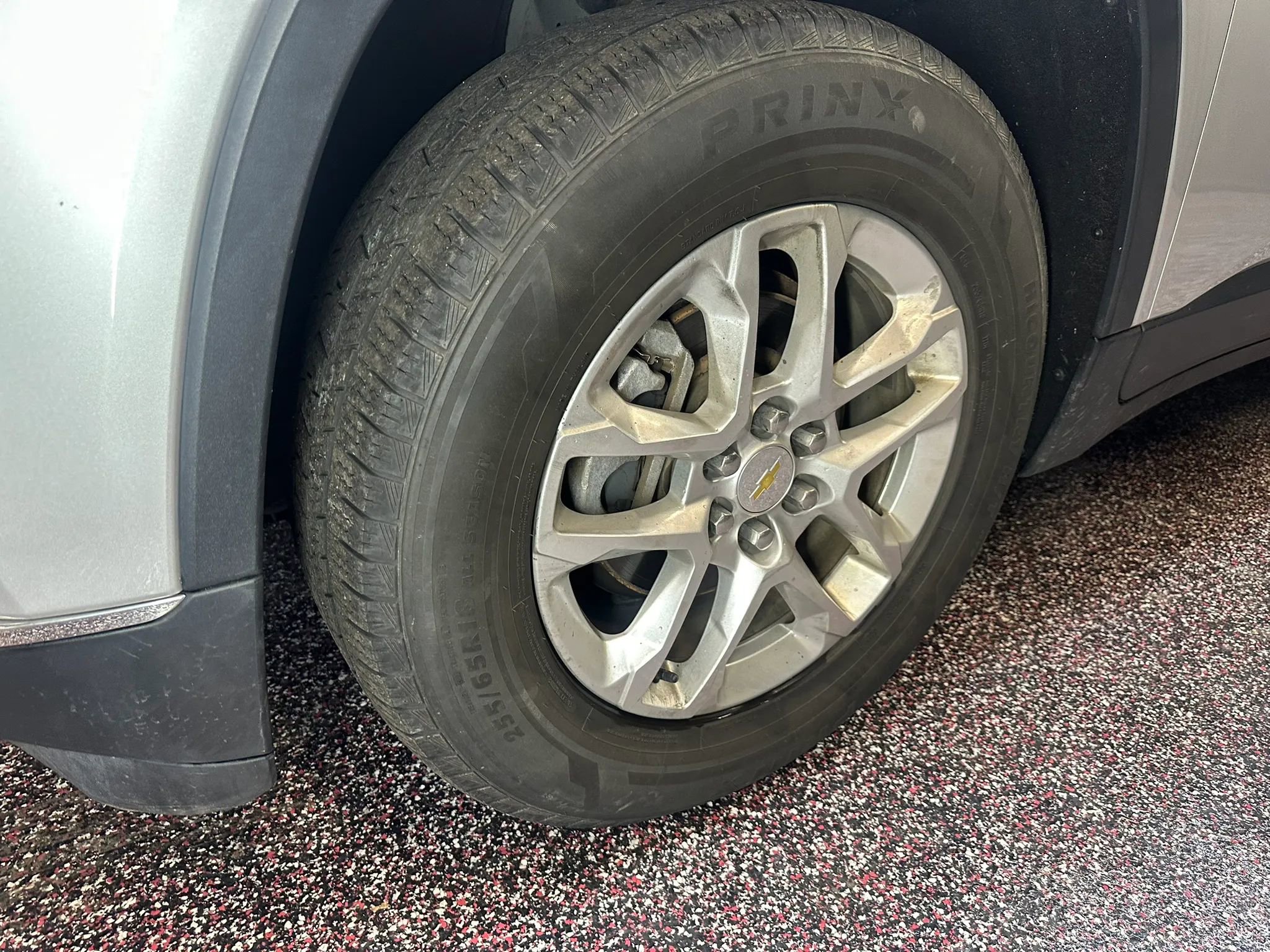 Used 2019 Chevrolet Traverse LT w/ LPO, Black Accent Package image 35