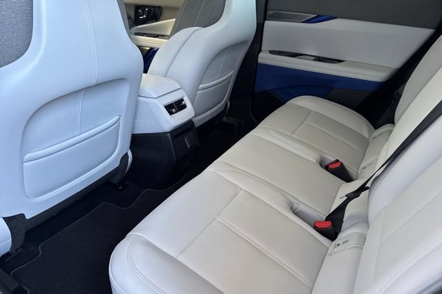 New 2026 Cadillac Optiq Sport 1 w/ LPO, Floor Liner Package AWD/4WD image 12