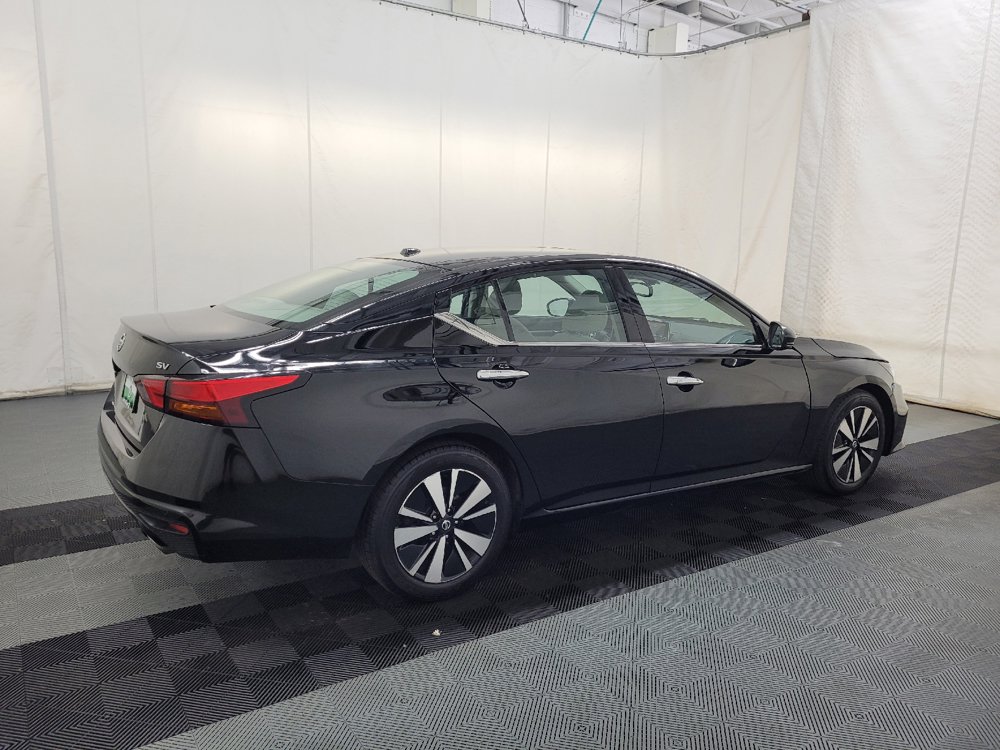 Used 2020 Nissan Altima 2.5 SV FWD image 10