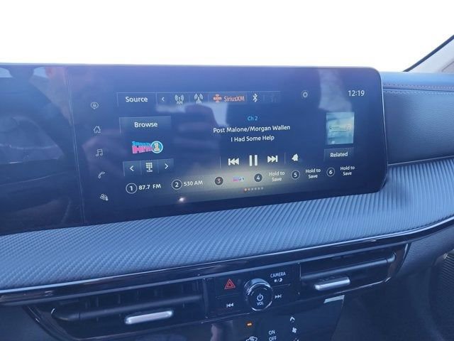 New 2025 Nissan Kicks SR w/ Illumination Package image 20