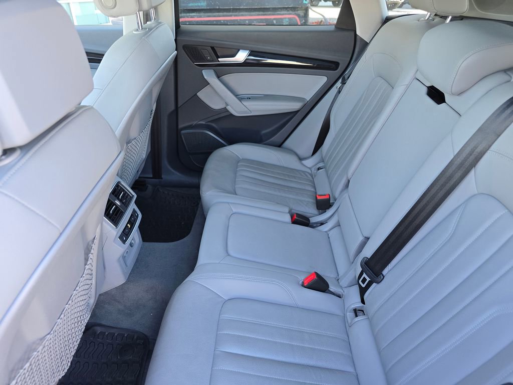 Used 2019 Audi Q5 2.0T Premium Plus w/ Premium Plus Package image 7