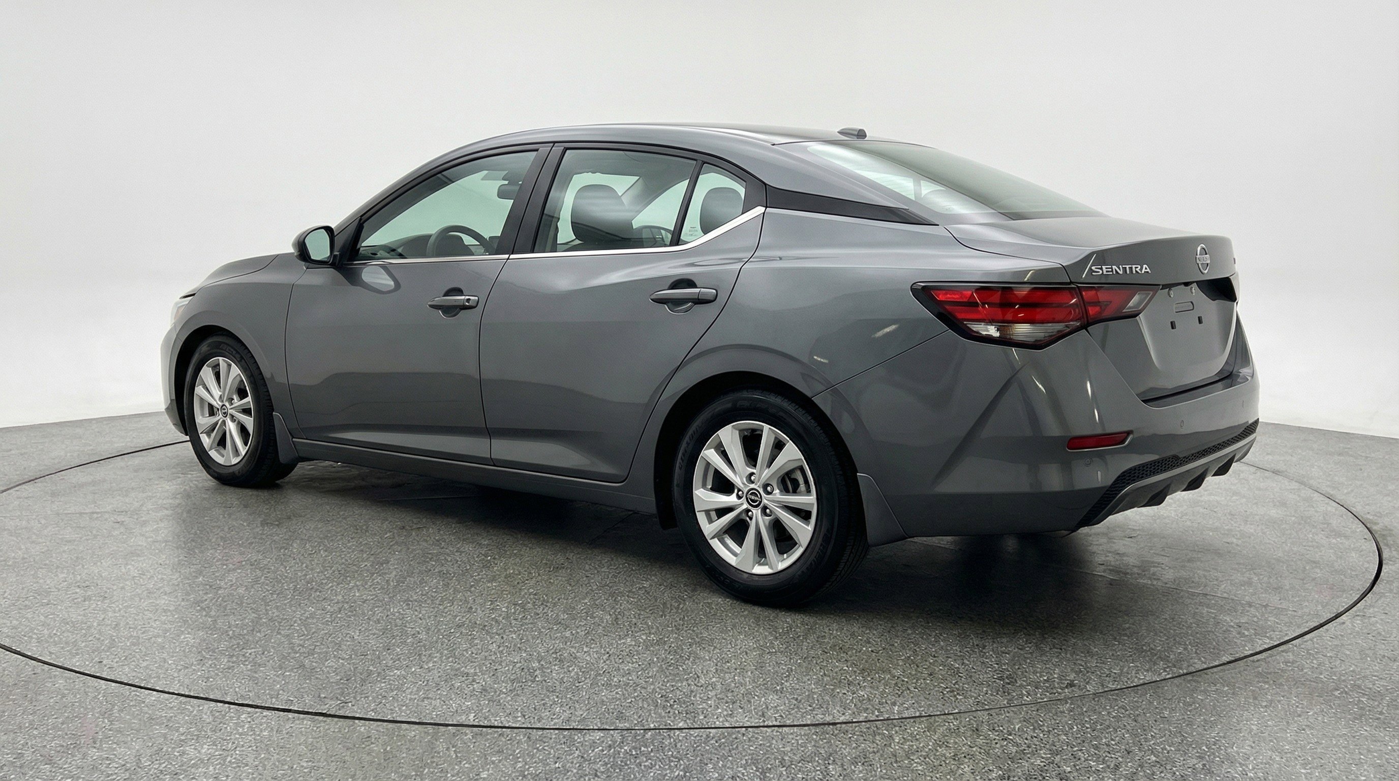 Used 2025 Nissan Sentra S FWD image 6