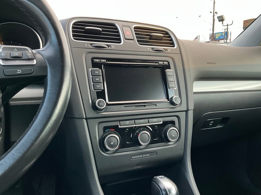 Used 2013 Volkswagen Golf TDI image 17