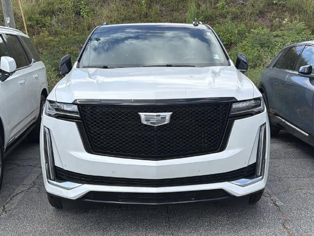 Used 2022 Cadillac Escalade Premium Luxury w/ Performance Package AWD/4WD image 2