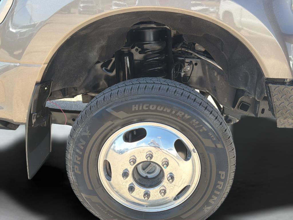 Used 2020 Ford F350 Limited w/ FX4 Off-Road Package image 9