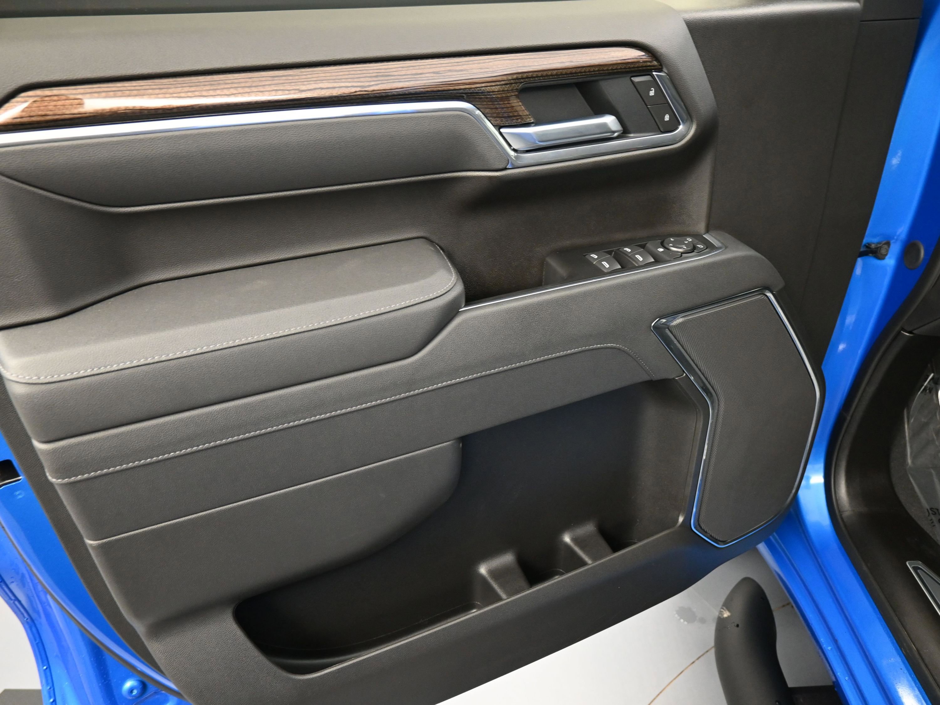 Certified 2026 Chevrolet Silverado 1500 RST w/ RST Select Package image 13