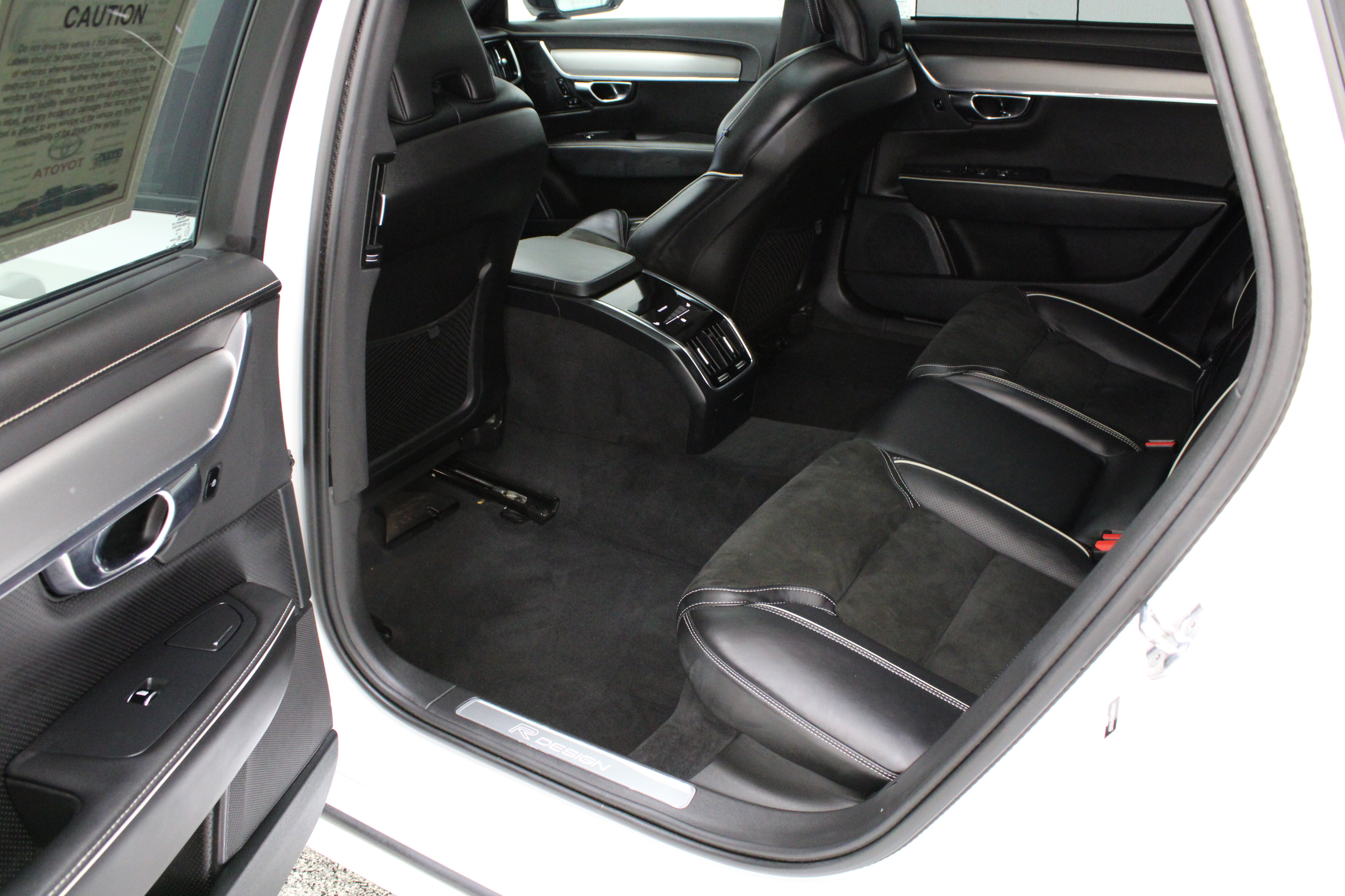 Used 2020 Volvo S90 T6 R-Design AWD/4WD image 29