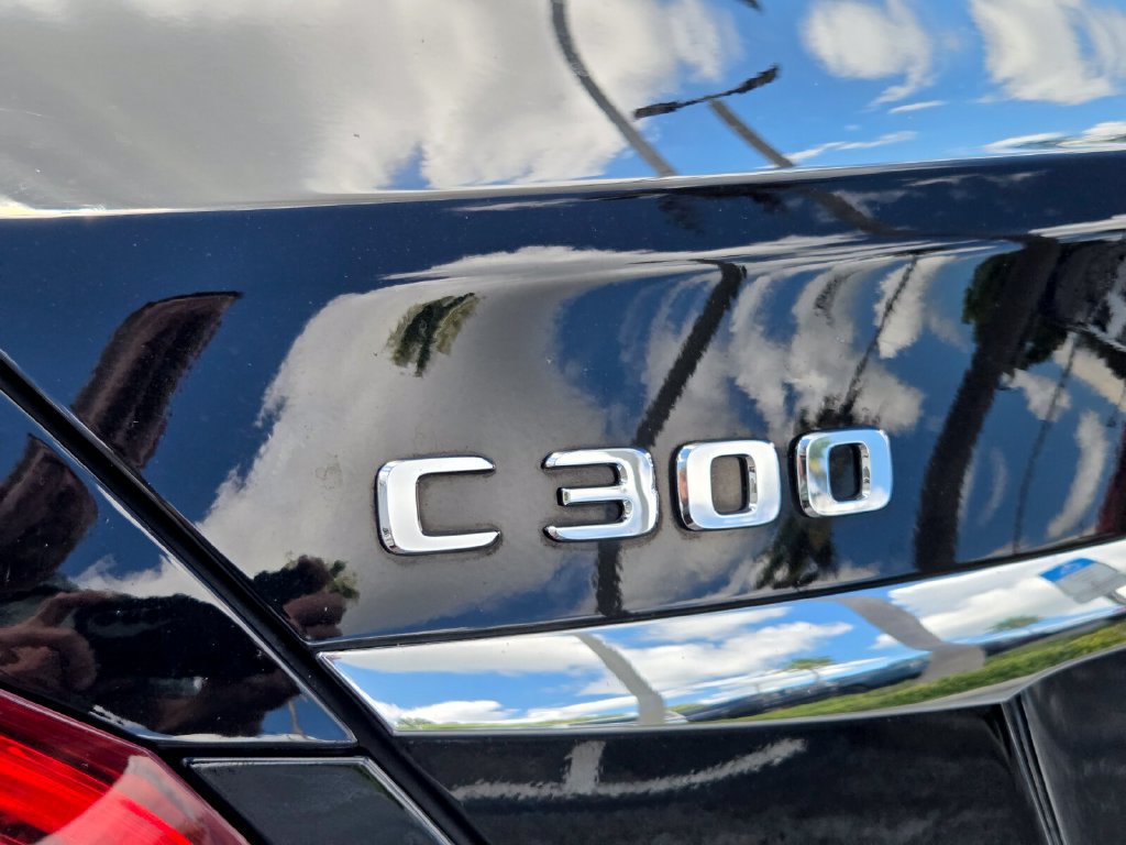 Used 2017 Mercedes-Benz C 300 Sedan w/ Premium 1 Package image 10