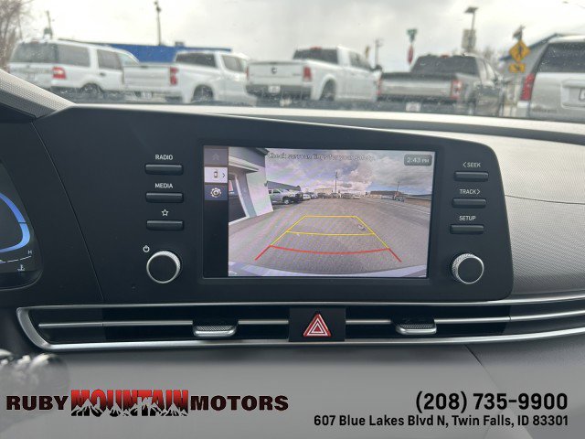 Used 2024 Hyundai Elantra SE image 21