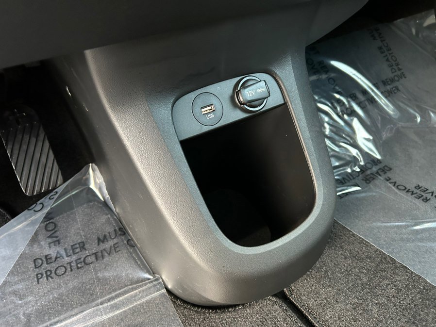 Used 2024 Hyundai Ioniq 5 Limited image 27