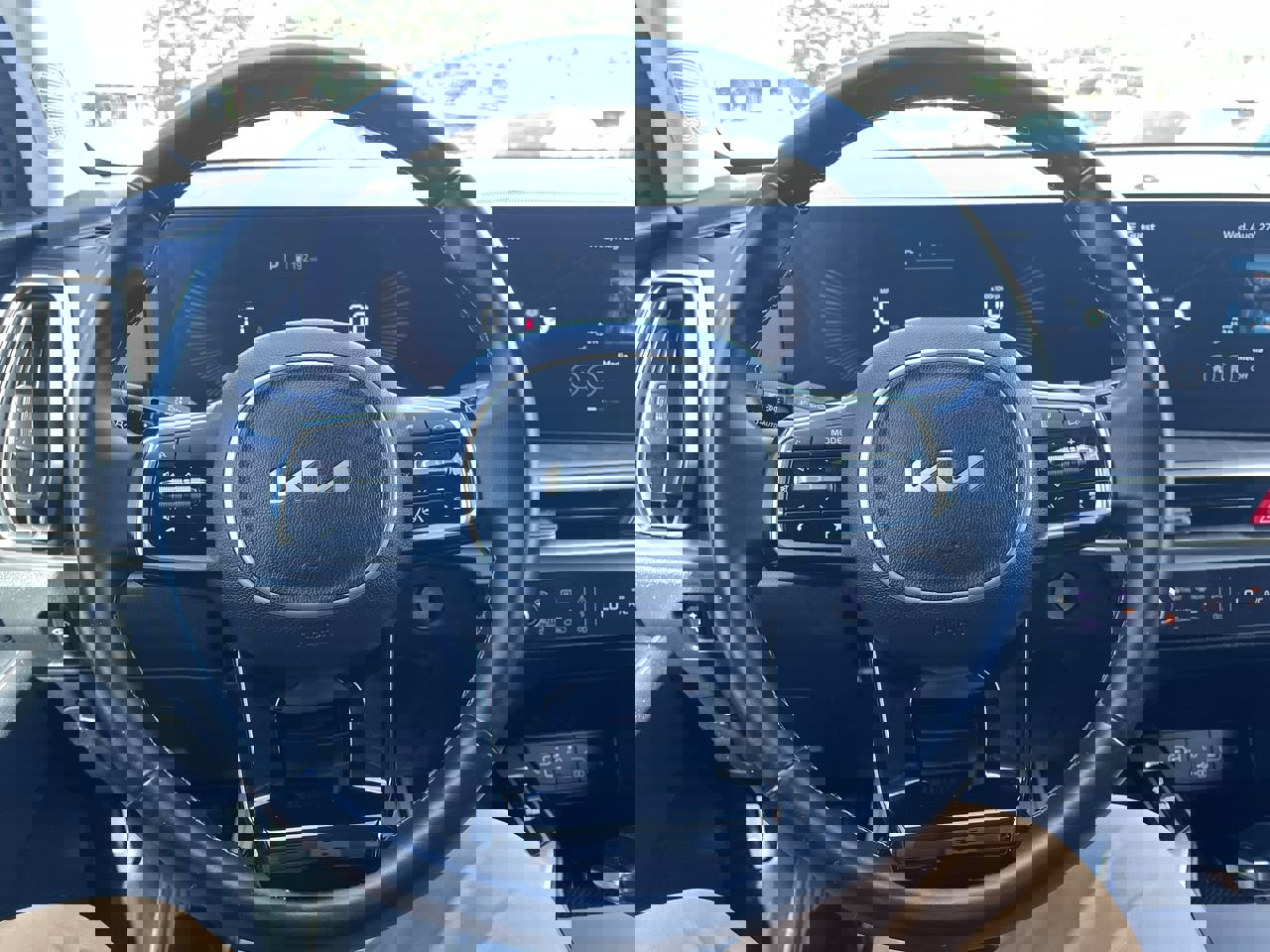 Certified 2024 Kia Sorento X-Line EX image 18