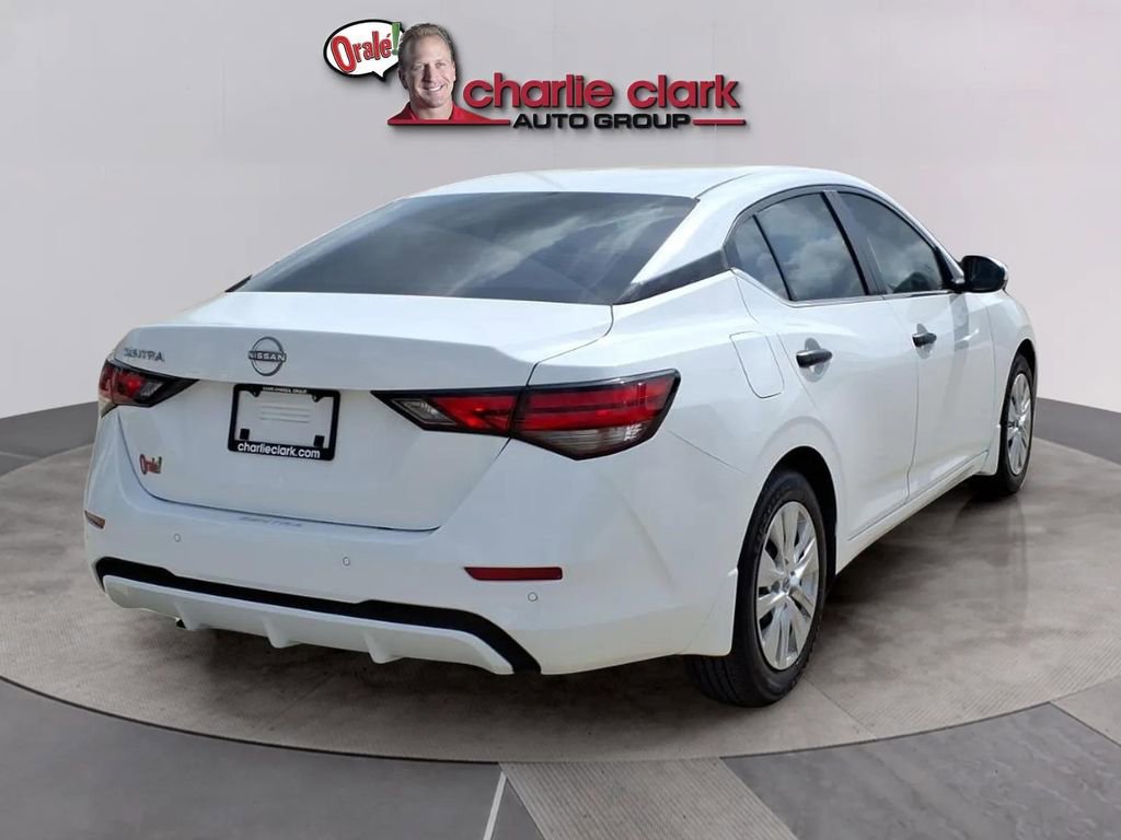 Used 2025 Nissan Sentra S image 5