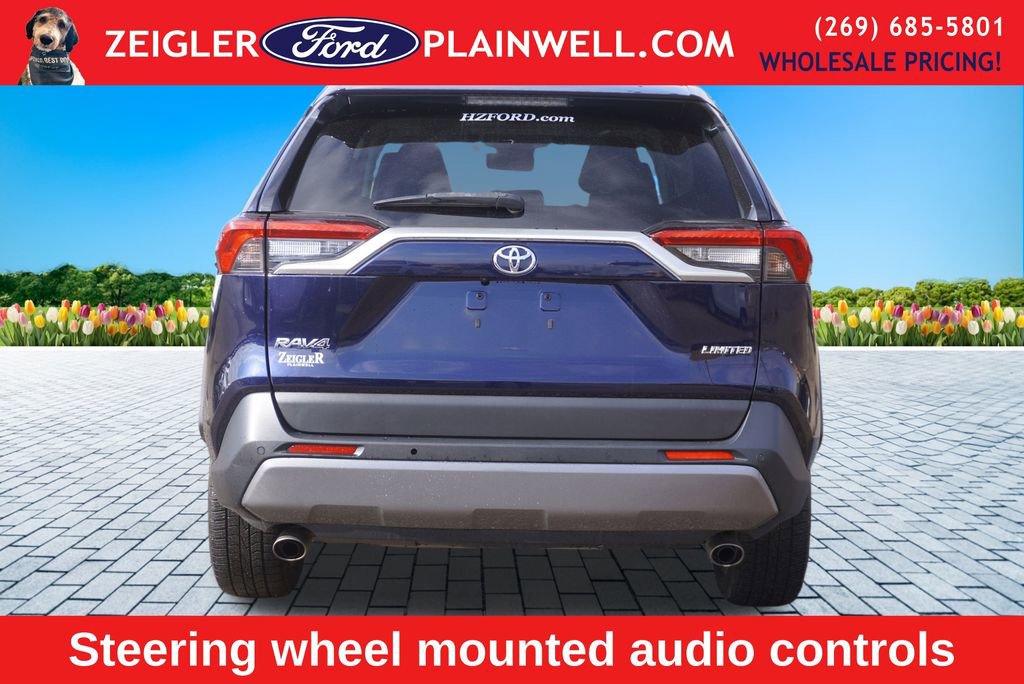 Used 2019 Toyota RAV4 Limited image 4