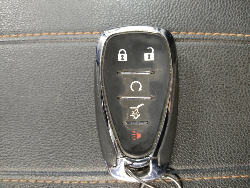 Used 2019 Chevrolet Traverse LT FWD image 32