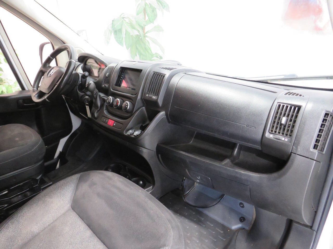 Used 2014 RAM ProMaster 2500 w/ Interior Convenience Group FWD image 7
