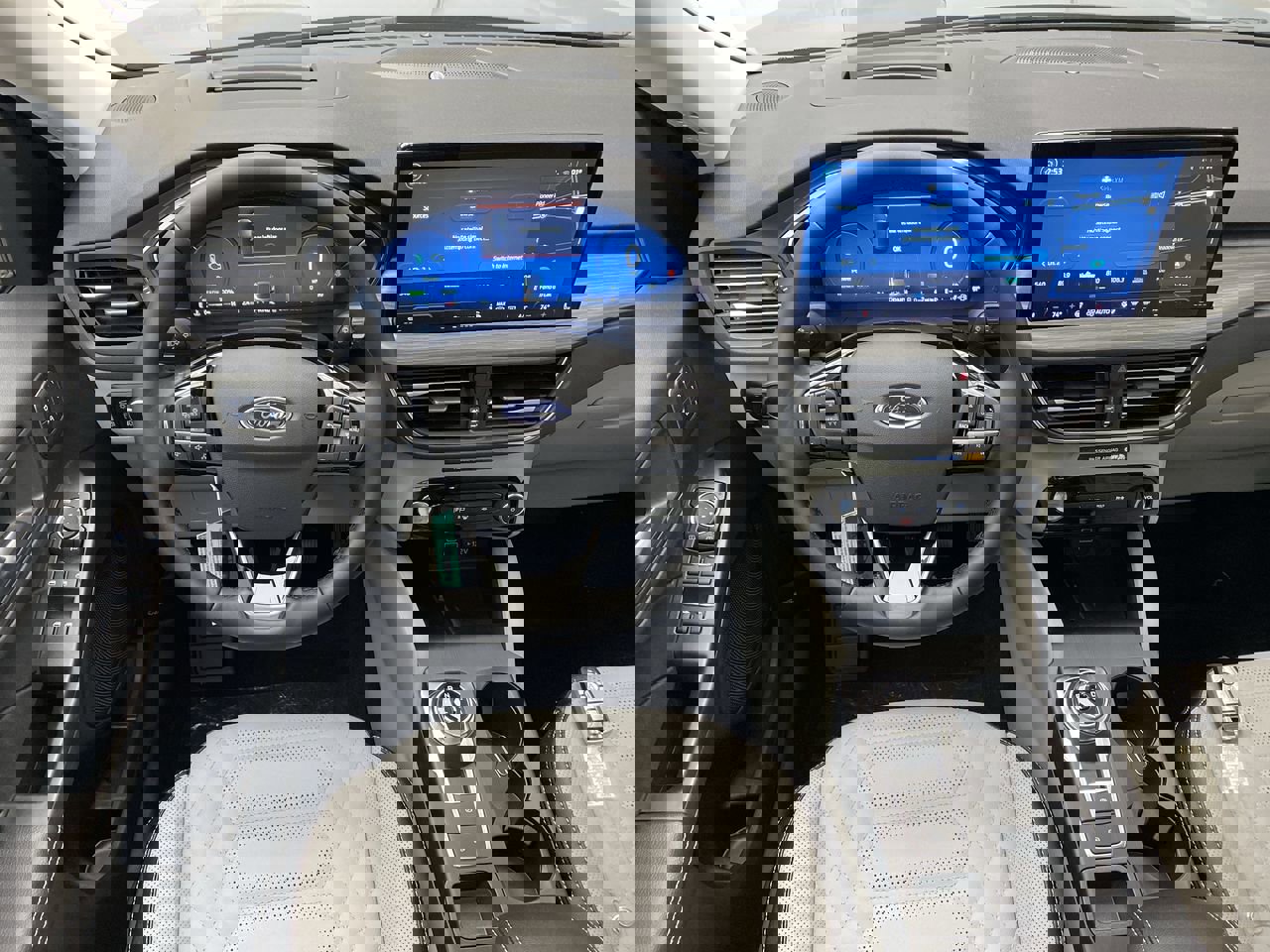 New 2024 Ford Escape SE w/ PHEV Premium Package image 13