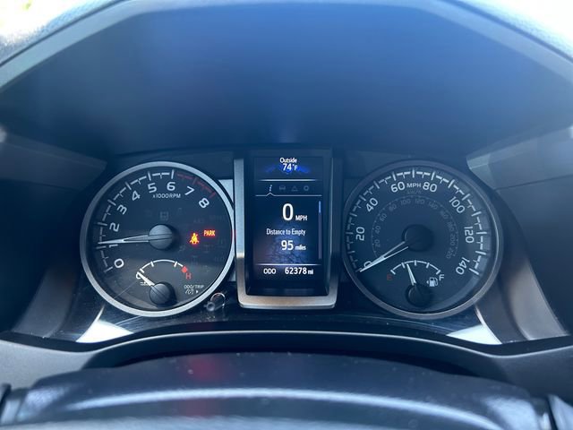 Certified 2022 Toyota Tacoma TRD Off-Road w/ Technology Package AWD/4WD image 14