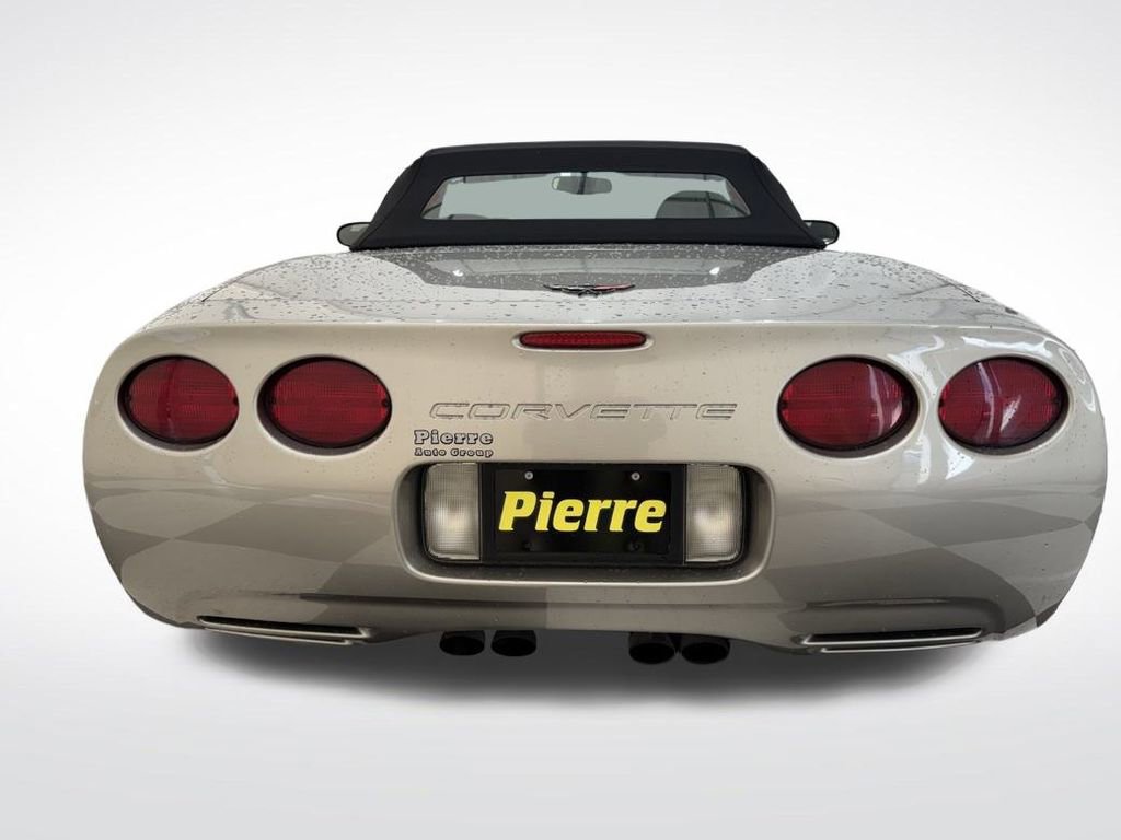 Used 2000 Chevrolet Corvette Convertible w/ Memory Pkg image 3