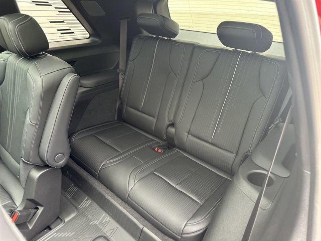 New 2026 Cadillac Vistiq Sport w/ LPO, Floor Liner Package image 29