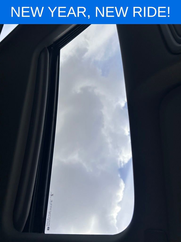 Used 2023 GMC Sierra 1500 Denali w/ Technology Package image 18