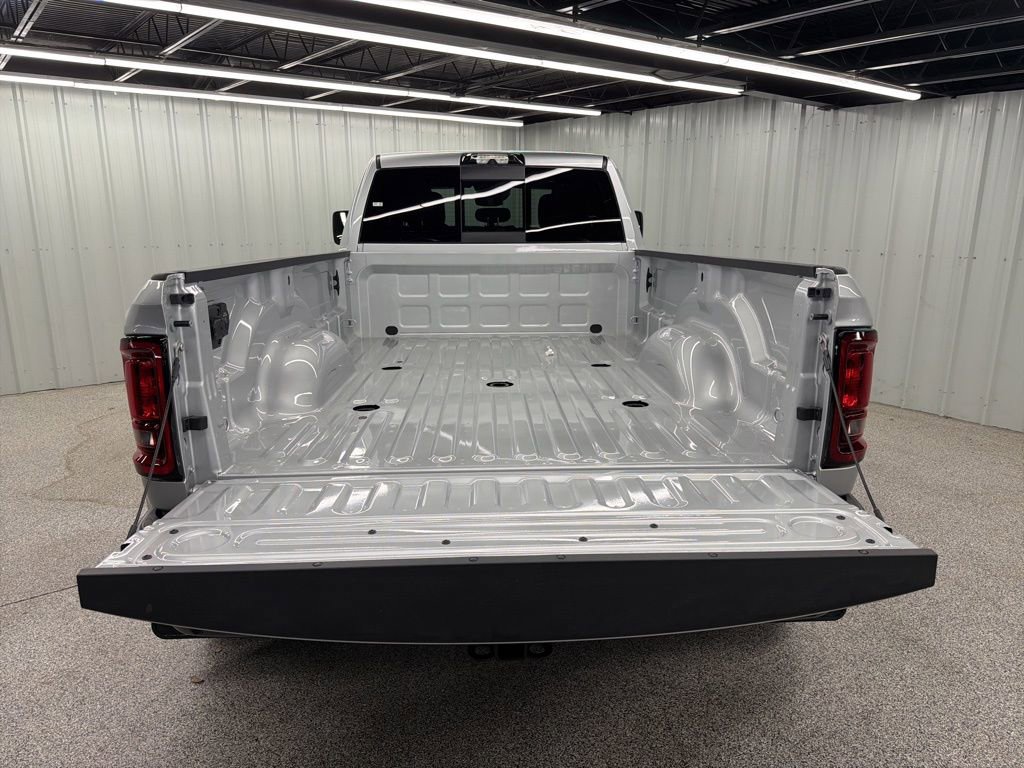 New 2026 RAM 3500 Tradesman AWD/4WD image 9