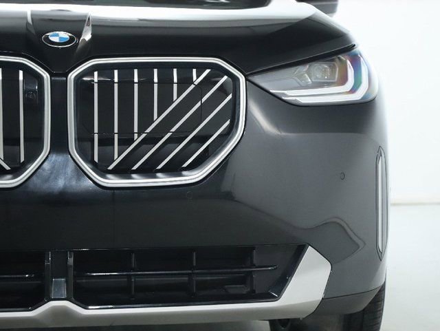 Used 2026 BMW X3 xDrive30 w/ Premium Package image 9