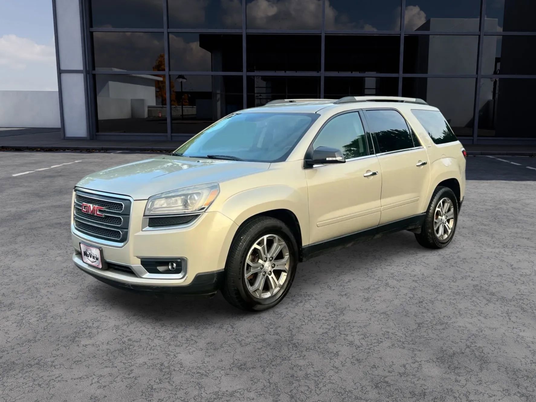 Used 2015 GMC Acadia SLT image 9