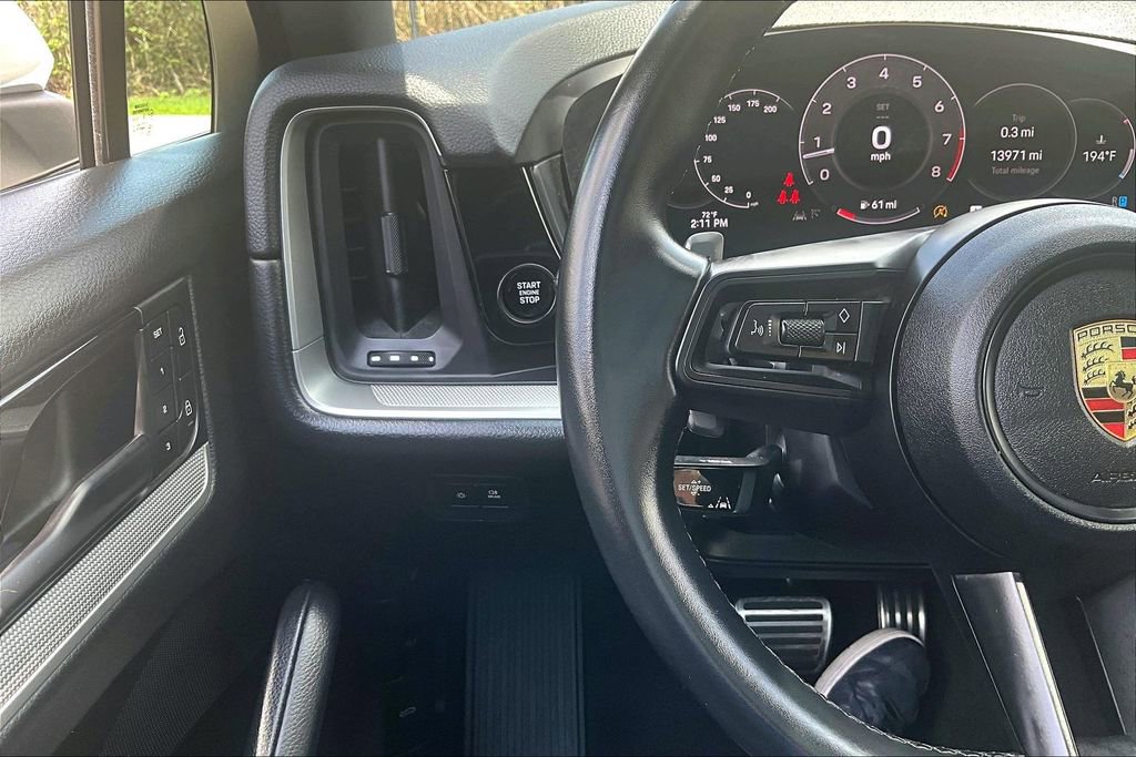 Used 2024 Porsche Cayenne S image 26