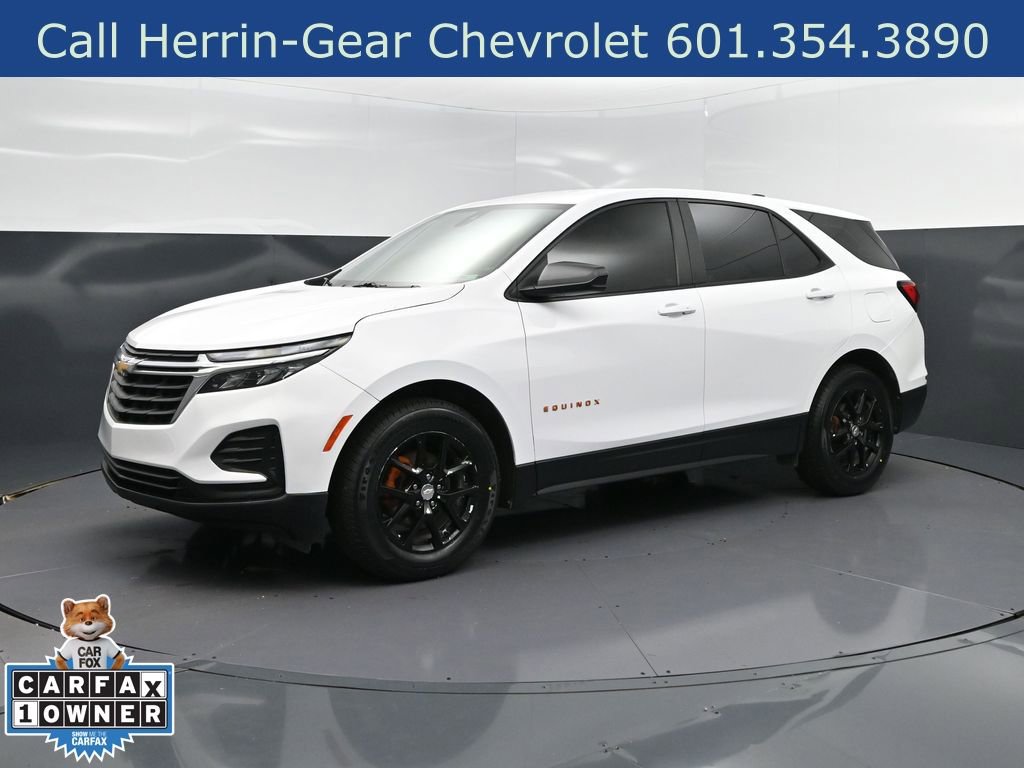 Used 2024 Chevrolet Equinox LS image 3