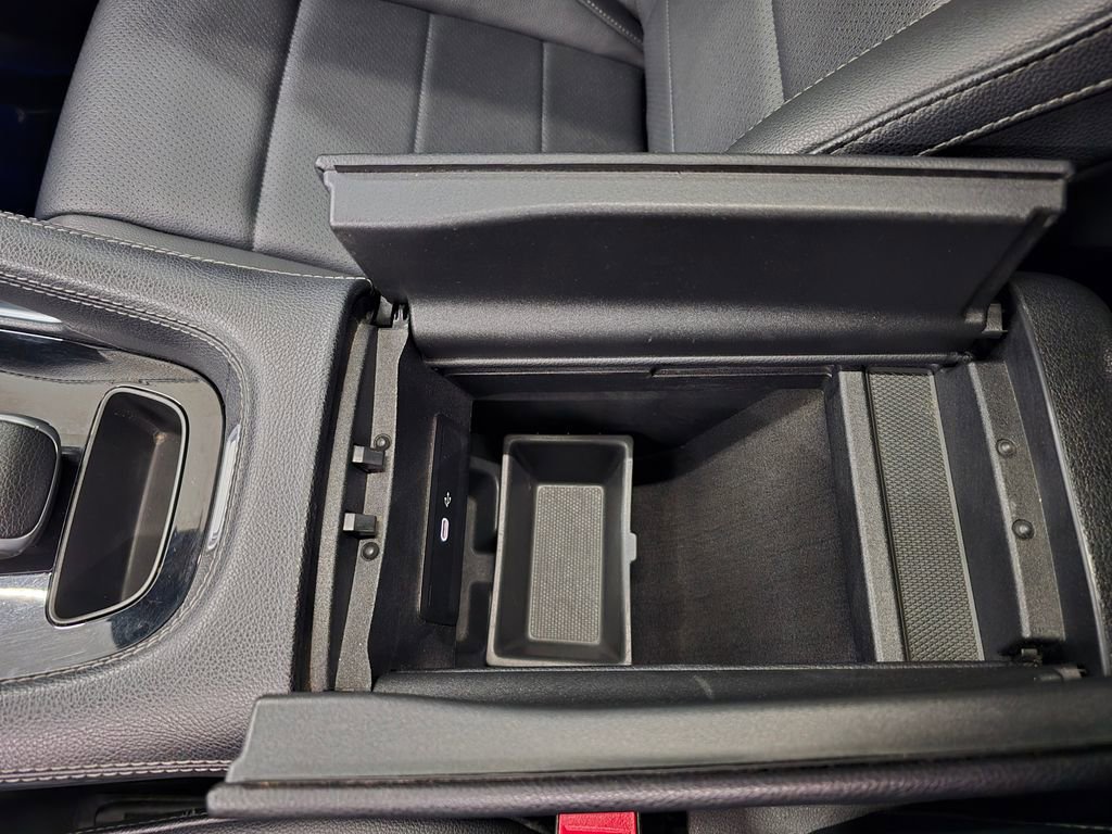 Used 2024 Mercedes-Benz GLE 450e 4MATIC image 26