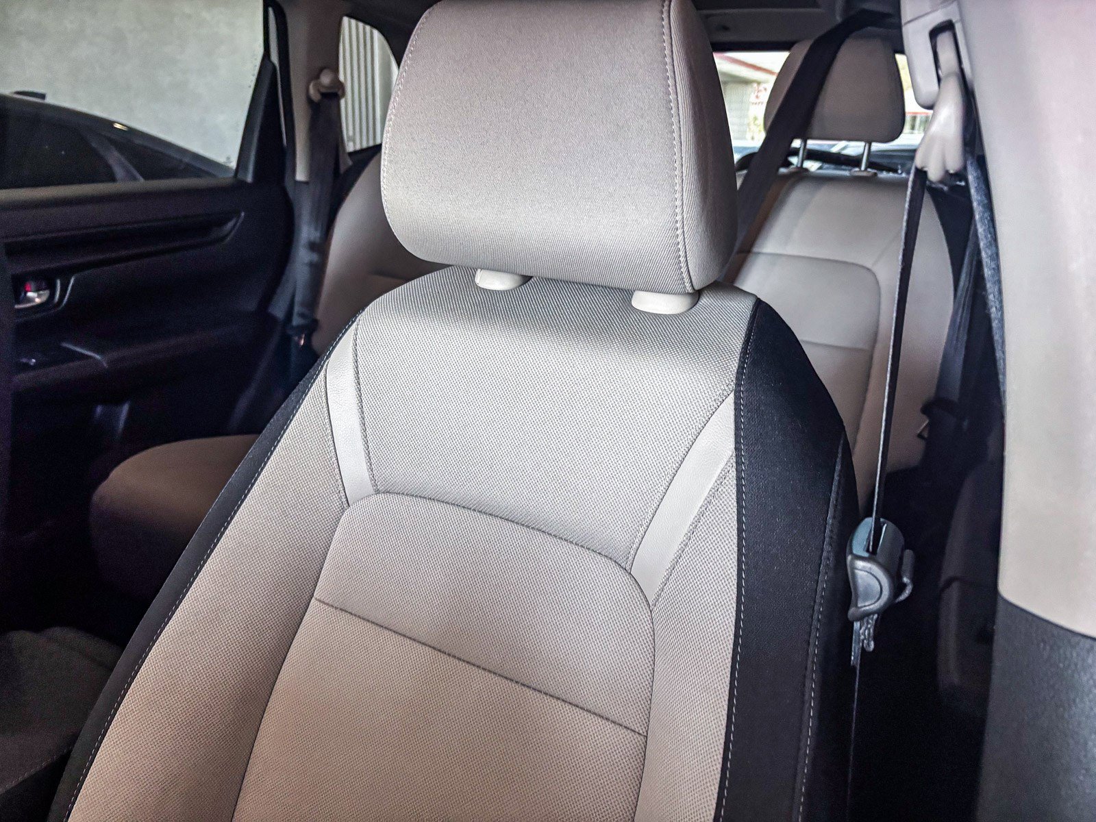 Used 2023 Honda CR-V LX image 22