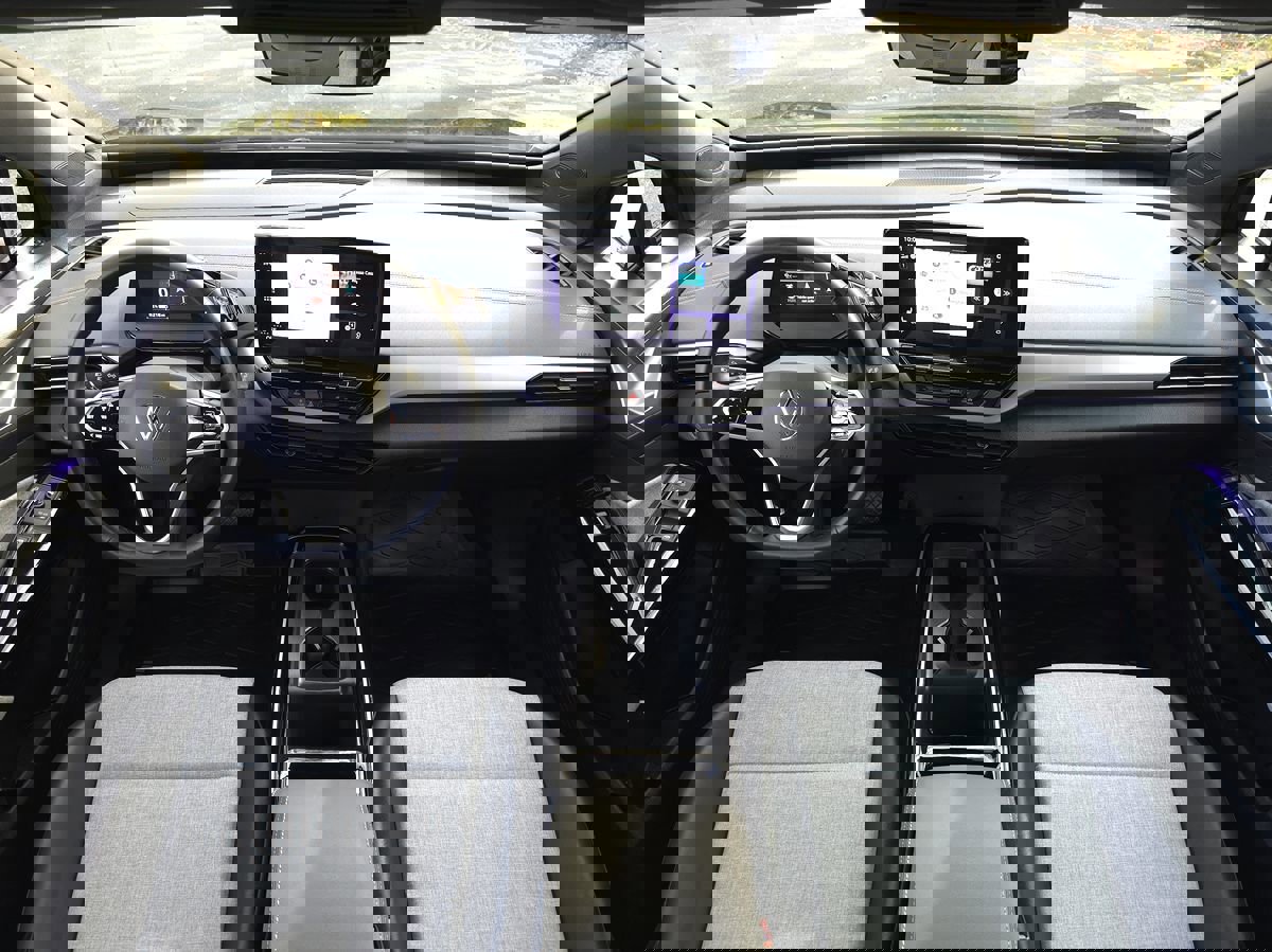 Used 2023 Volkswagen ID.4 Pro image 10