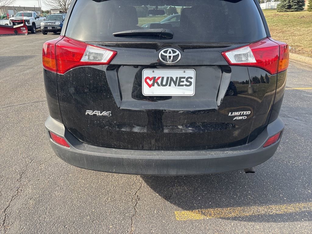 Used 2015 Toyota RAV4 Limited image 15