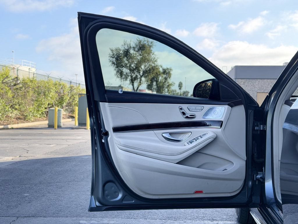 Used 2019 Mercedes-Benz S 560 Sedan image 10