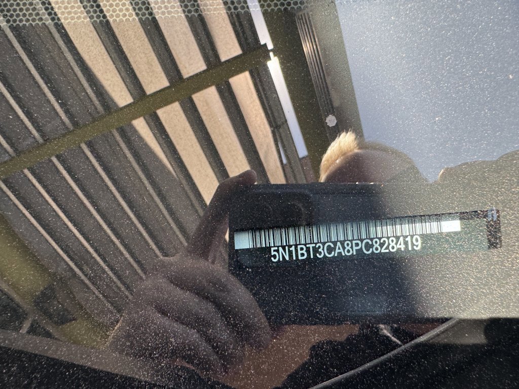 Used 2023 Nissan Rogue SL w/ SL Premium Package image 43