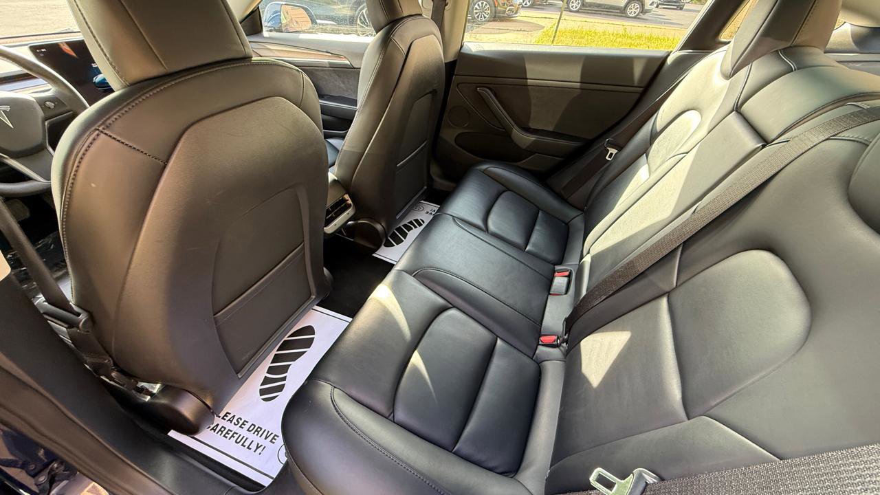 Used 2022 Tesla Model 3 Standard Range Plus RWD image 20