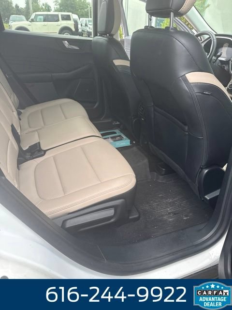 Used 2021 Ford Escape Titanium AWD/4WD image 6