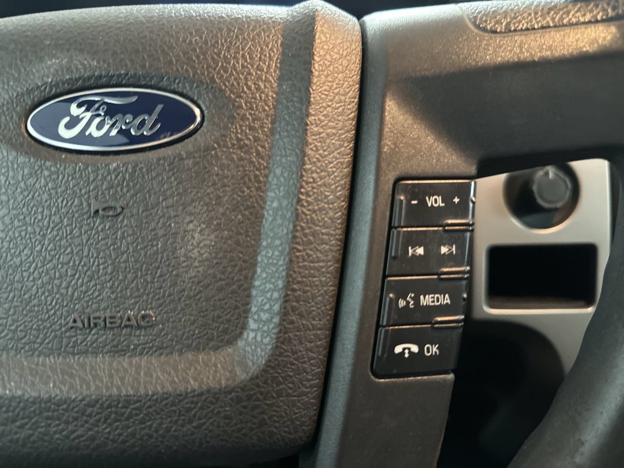 Used 2014 Ford F150 XLT AWD/4WD image 35