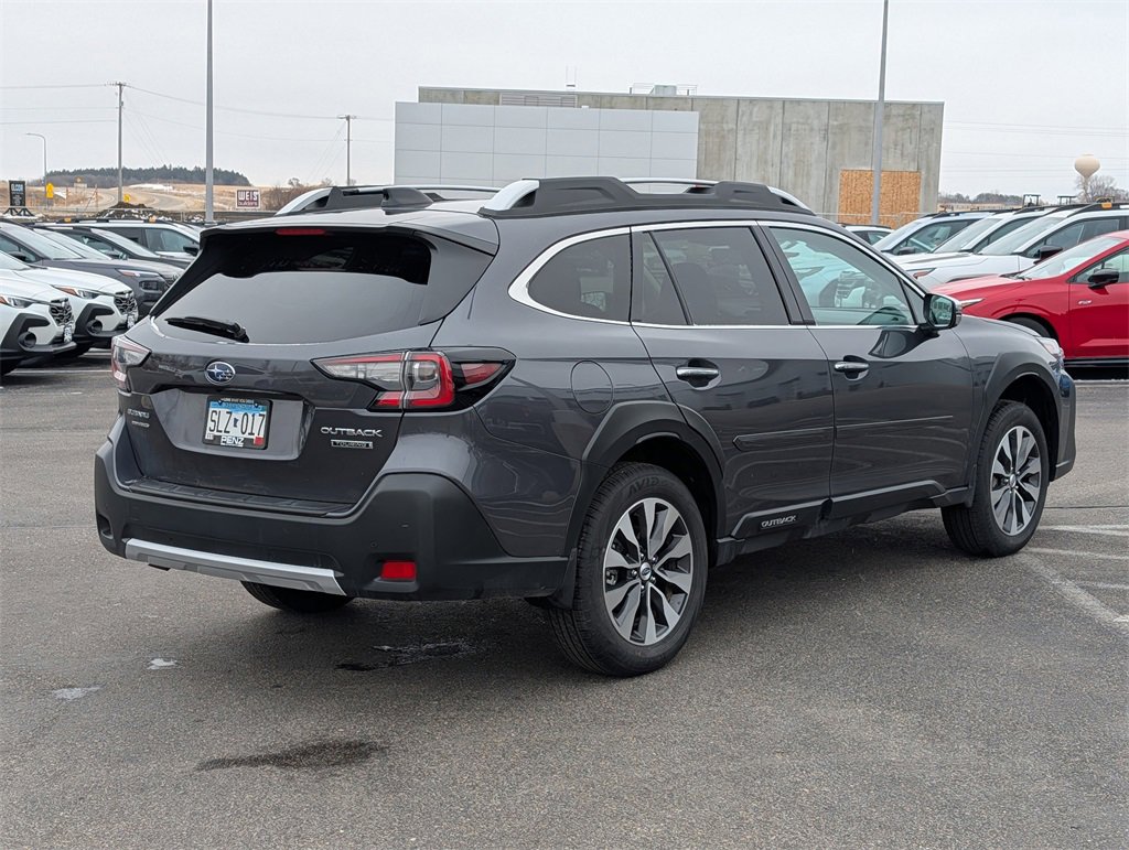 Used 2025 Subaru Outback Touring w/ Popular Package #2 image 7