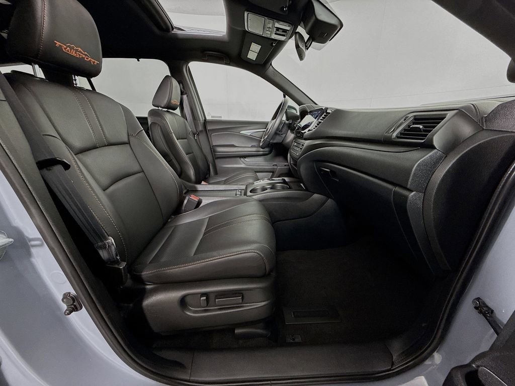 Certified 2022 Honda Pilot TrailSport image 29