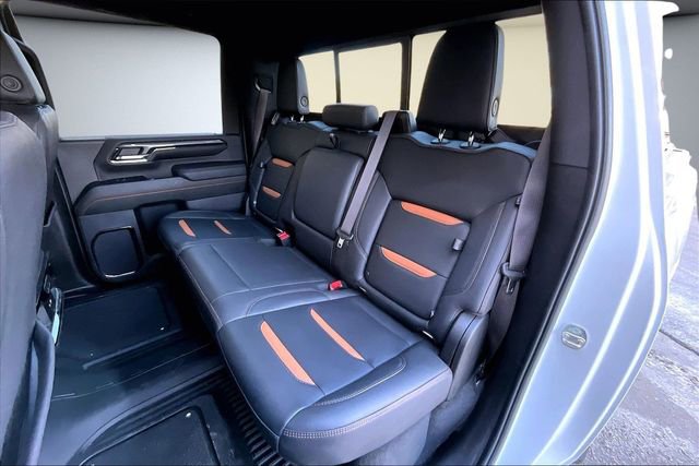 Used 2024 GMC Sierra 2500 AT4 w/ Technology Package image 23