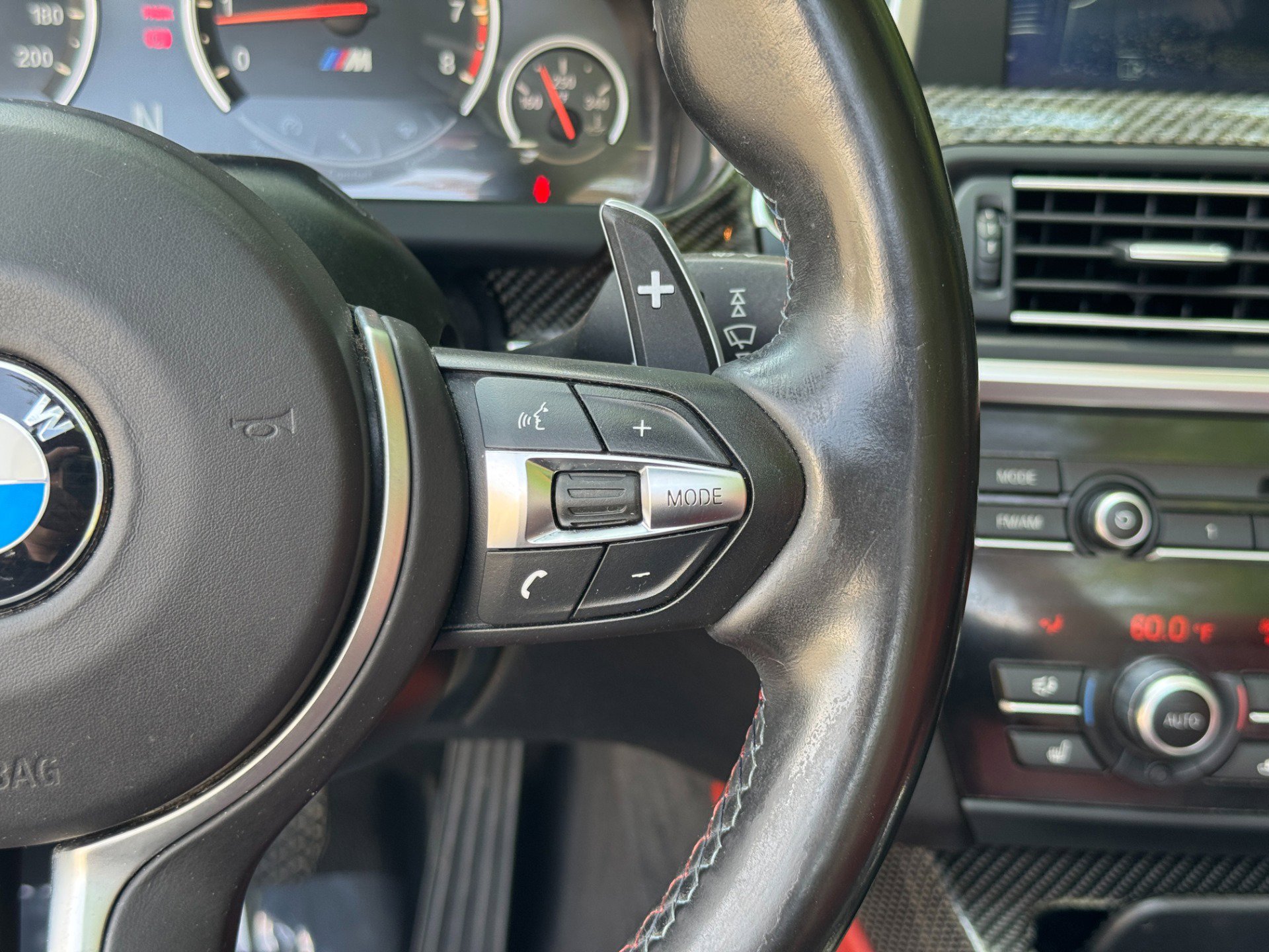 Used 2015 BMW M6 Convertible RWD image 36
